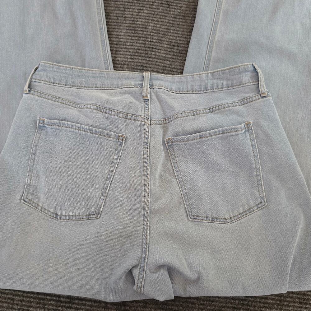 Old Navy Women's High Rise Wow Wide Leg Size 14 Denim Blue Jeans - Picture 2 of 8